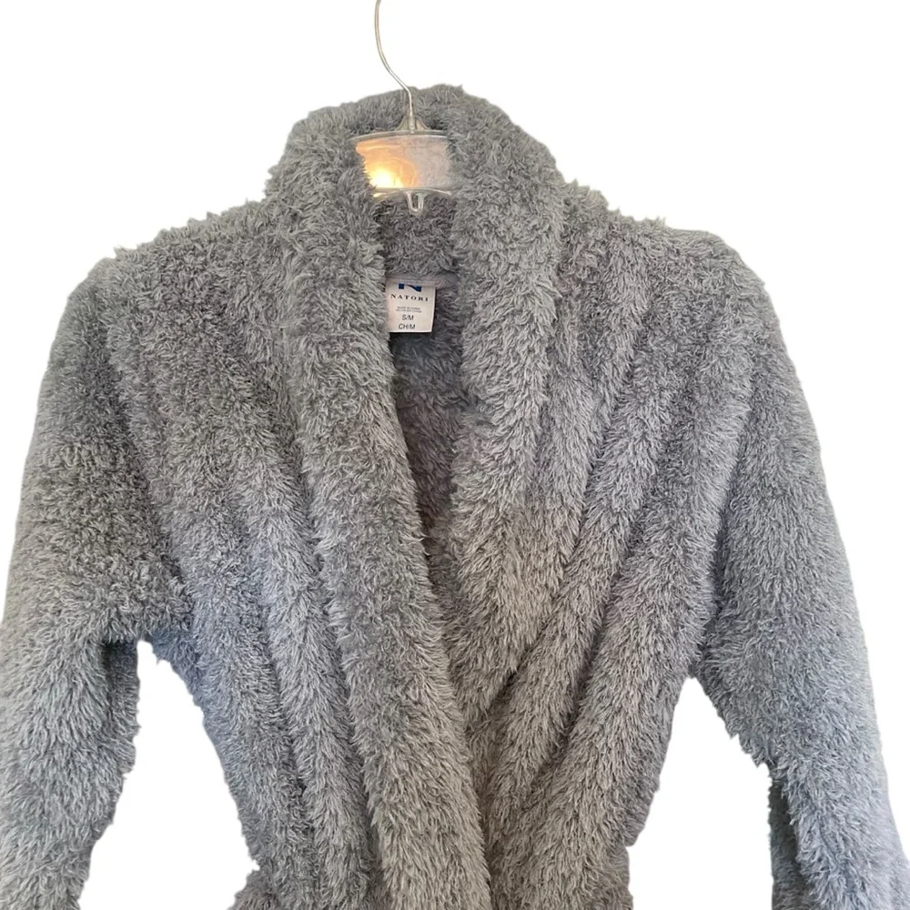 Natori Gray Plush  Cardigan Robe Size S/M